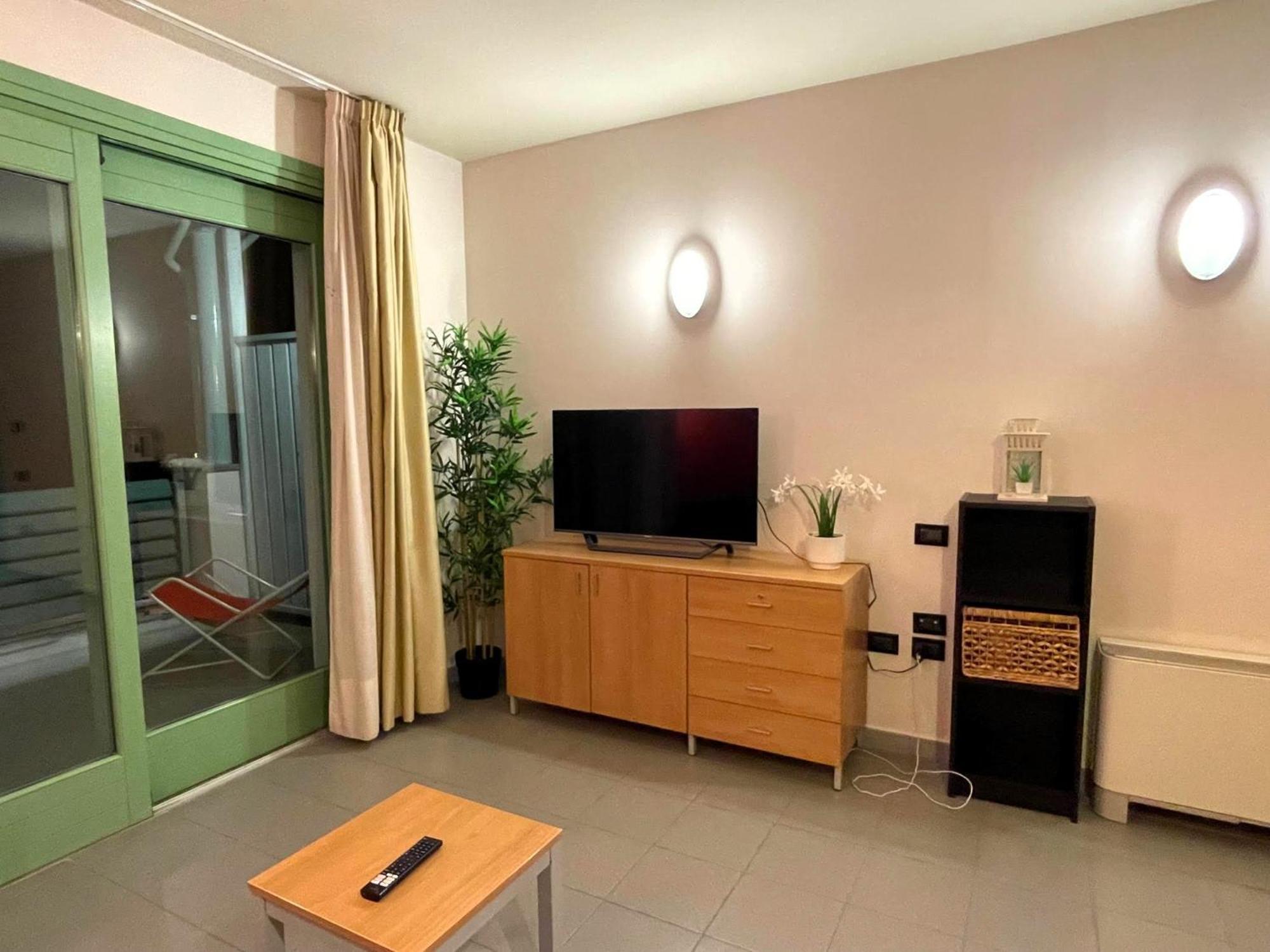Attico Villaggio Olimpico 塞斯特雷 外观 照片